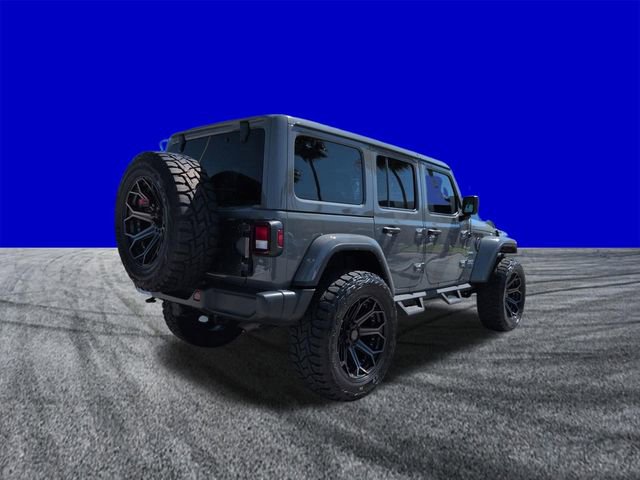 Used 2022 Jeep Wrangler Unlimited Sahara w/ Cold Weather Group AWD/4WD image 4