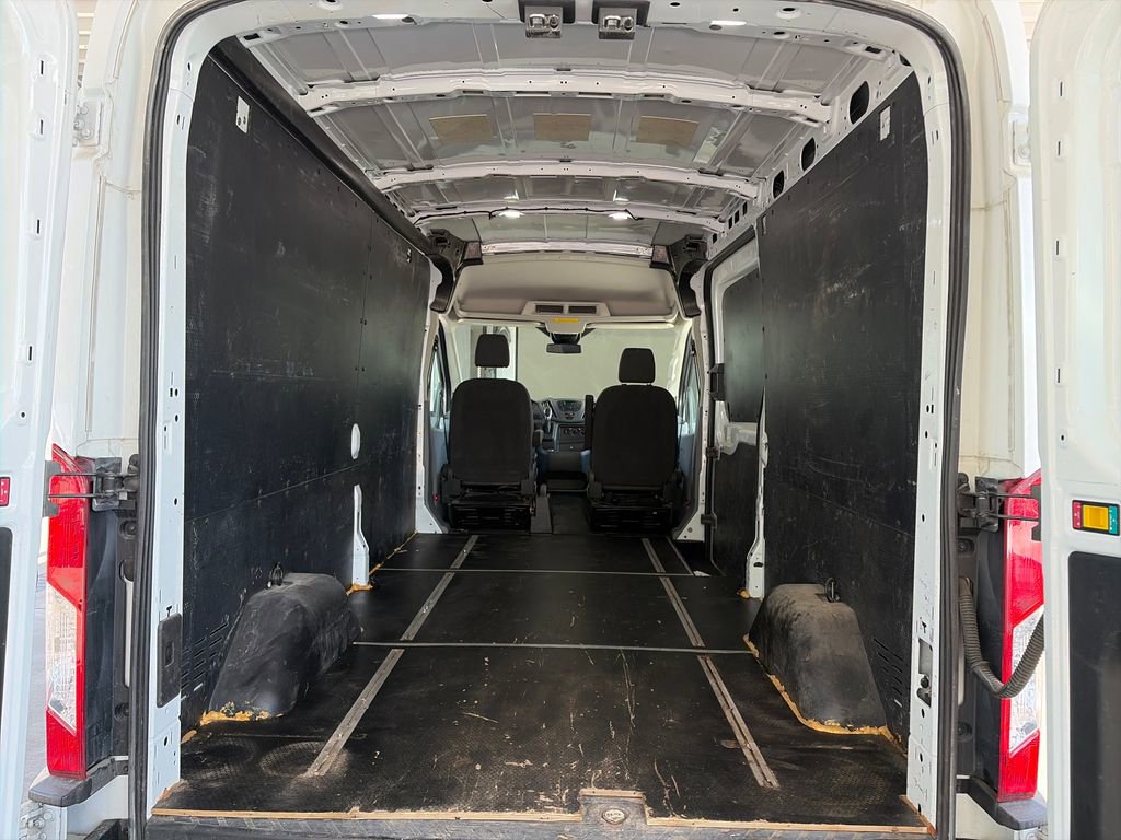 Certified 2019 Ford Transit 250 148 Medium Roof RWD image 20