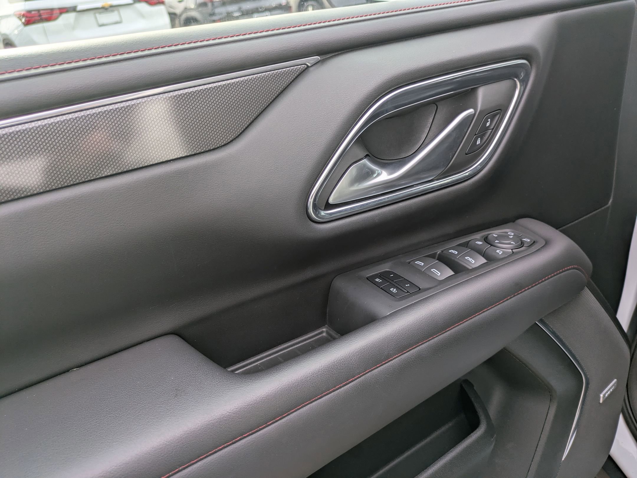 Used 2022 Chevrolet Tahoe RST w/ Sport Performance Package image 13