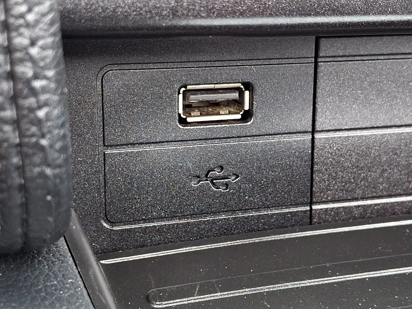 Certified 2023 Ford Mustang Premium RWD image 23