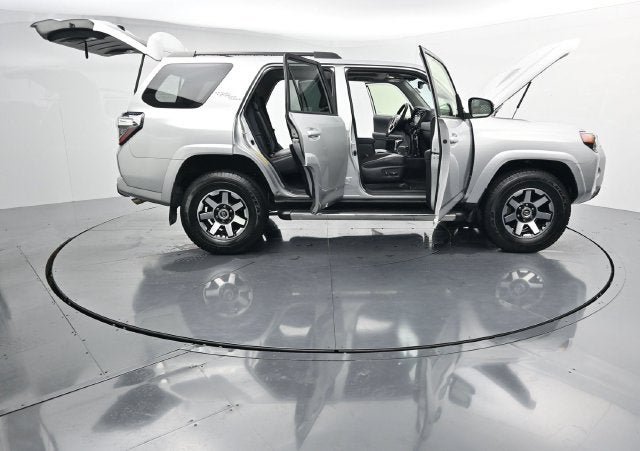 Used 2023 Toyota 4Runner TRD Off-Road Premium w/ Moonroof Package AWD/4WD image 44