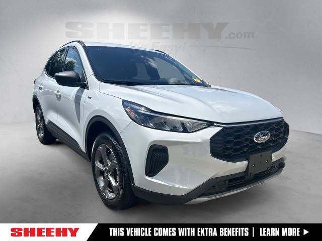 Certified 2026 Ford Escape ST-Line AWD/4WD image 1