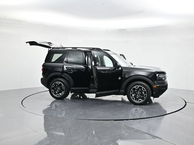 Certified 2025 Ford Bronco Sport Outer Banks w/ Outer Banks Tech Package+ AWD/4WD image 50