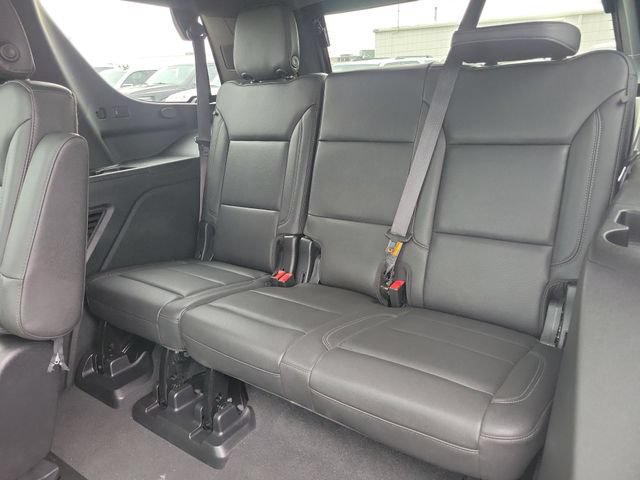 Used 2024 Chevrolet Tahoe LT w/ Luxury Package AWD/4WD image 23