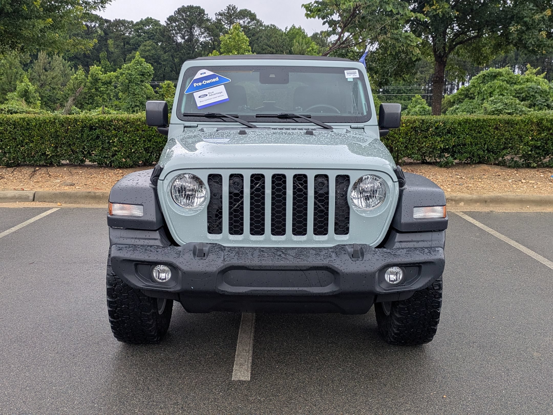 Used 2024 Jeep Wrangler Unlimited Sport AWD/4WD image 9