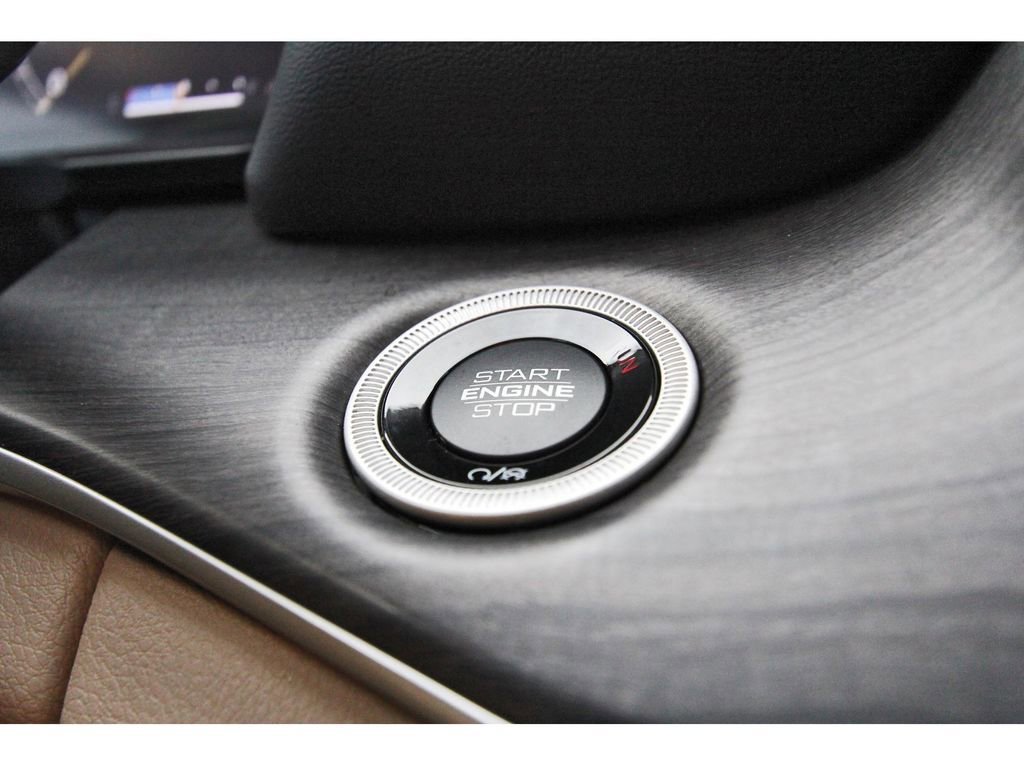 Used 2022 Jeep Grand Cherokee L Limited image 20