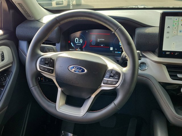 Certified 2025 Ford Explorer Active image 19