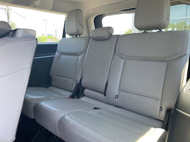 Certified 2025 Ford Expedition Max Active AWD/4WD image 10