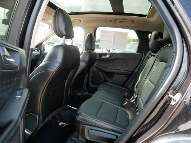 Certified 2020 Ford Escape Titanium AWD/4WD image 16
