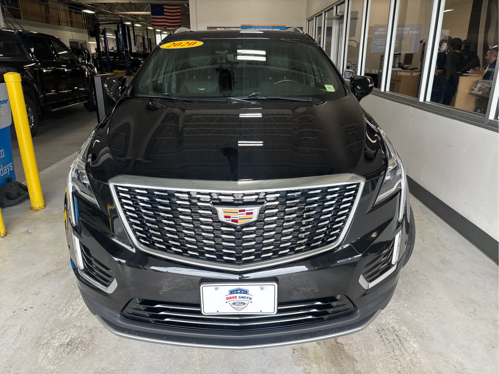 Used 2020 Cadillac XT5 Premium Luxury AWD/4WD image 3