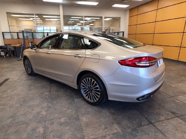 Certified 2018 Ford Fusion SE w/ Fusion SE Technology Package AWD/4WD image 5