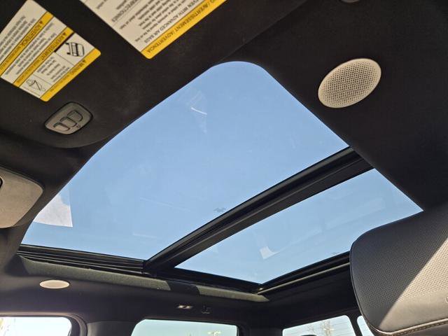 Certified 2023 Ford F150 Platinum w/ Equipment Group 701A High image 16