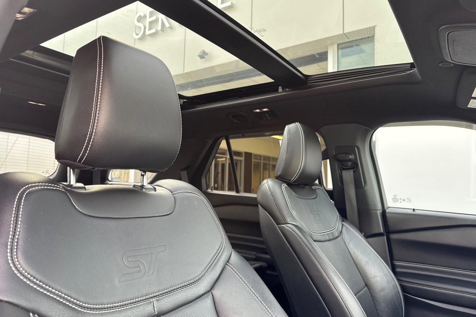 Certified 2020 Ford Explorer ST w/ ST Street Pack image 18