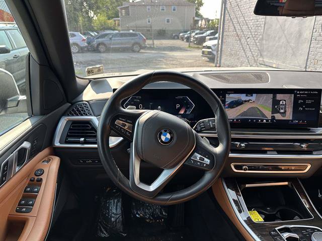 Used 2024 BMW X5 xDrive40i w/ Parking Assistance Package AWD/4WD image 27