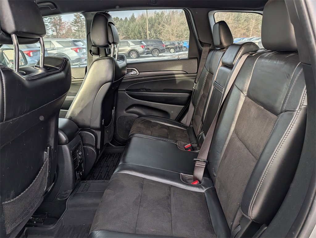 Used 2020 Jeep Grand Cherokee Altitude image 11