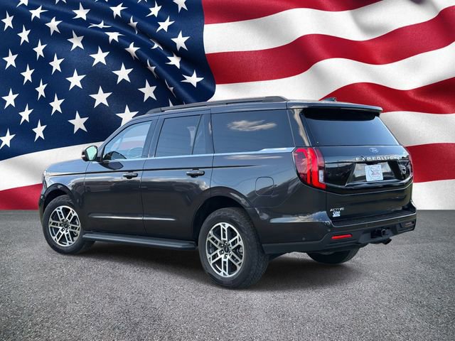Certified 2025 Ford Expedition Active AWD/4WD image 3