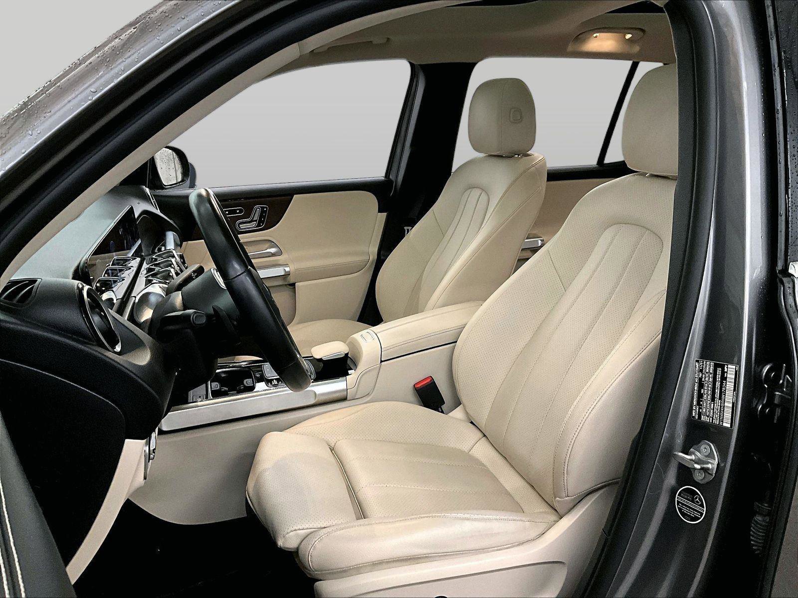 Used 2022 Mercedes-Benz GLB 250 4MATIC image 24