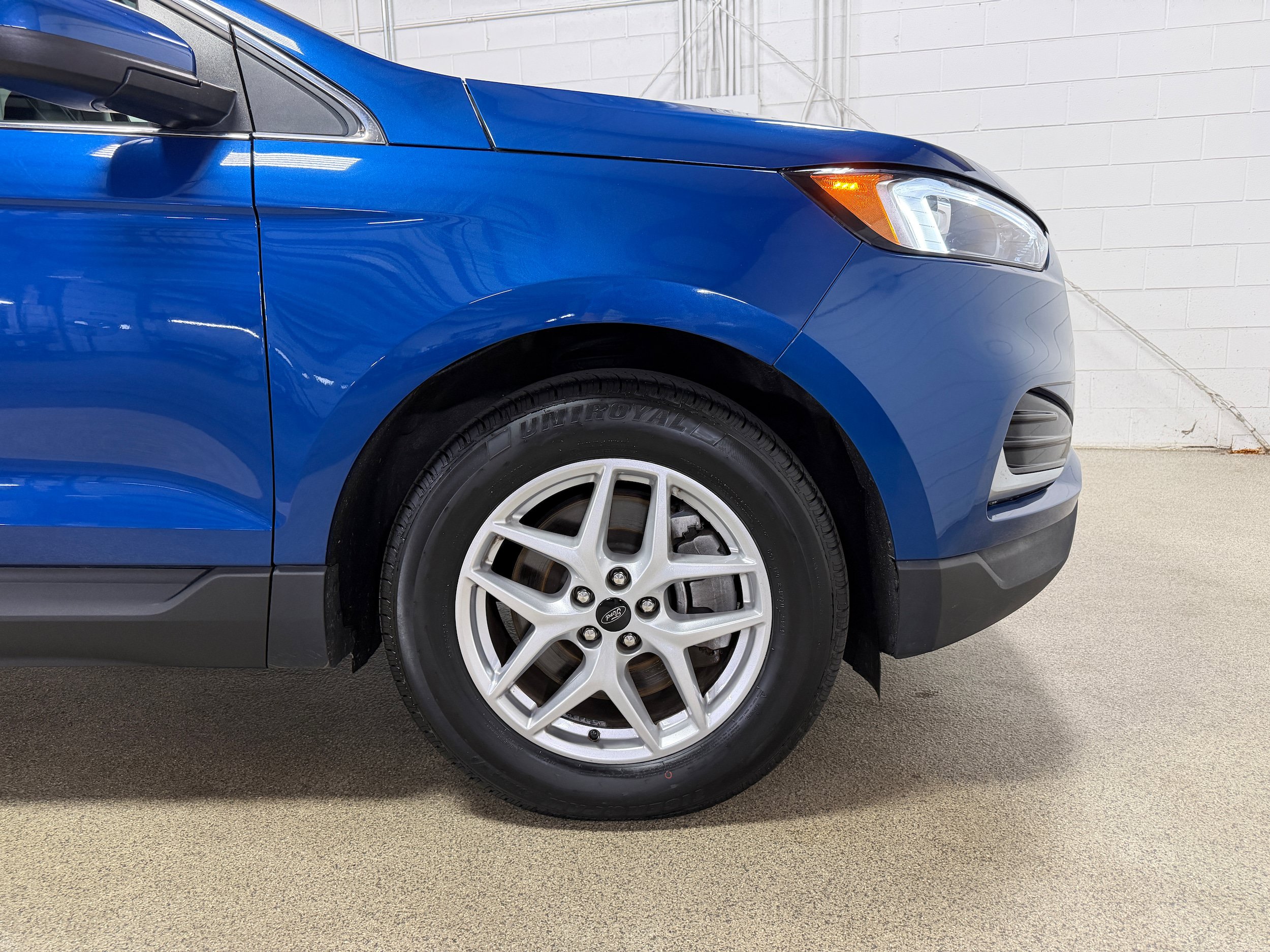Certified 2024 Ford Edge SEL AWD/4WD image 32