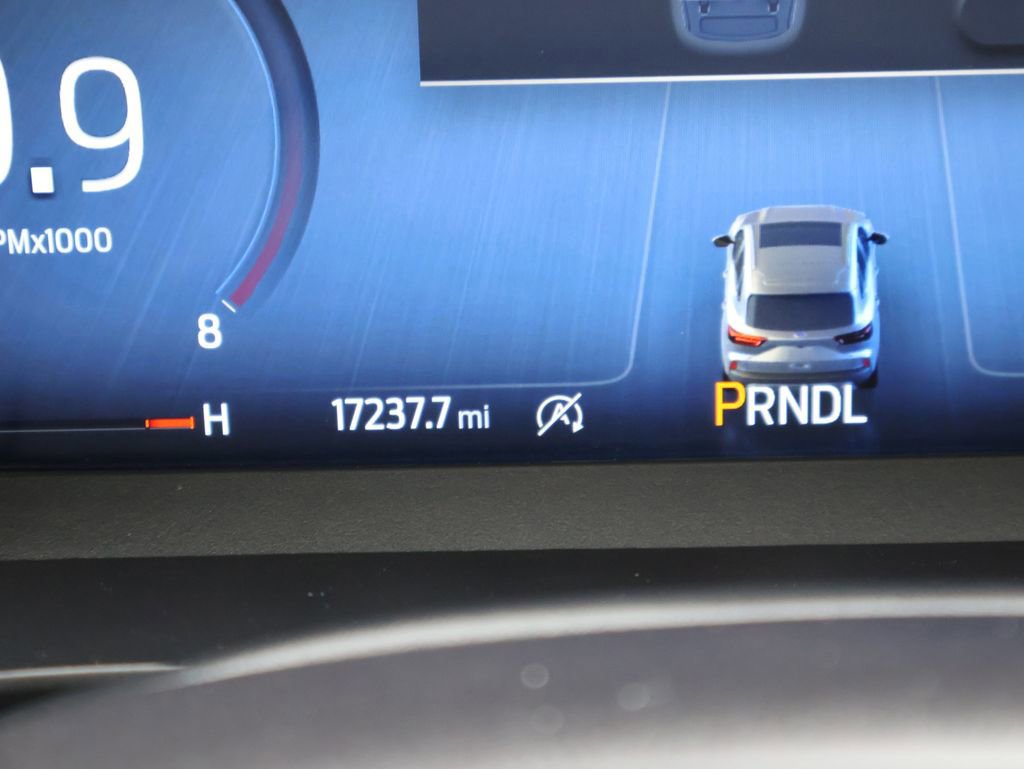 Certified 2025 Ford Escape Platinum image 31