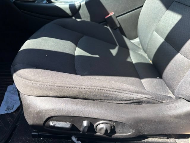 Used 2017 Chevrolet Malibu LT FWD image 7