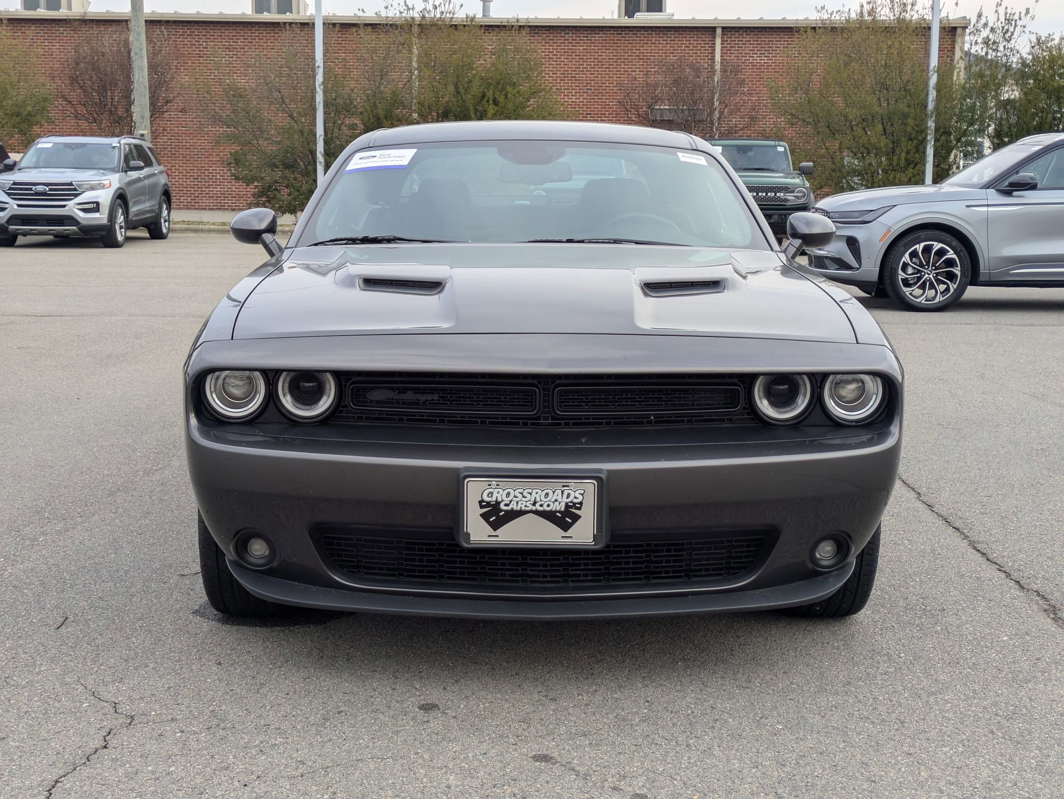 Used 2022 Dodge Challenger SXT w/ Driver Convenience Group image 10