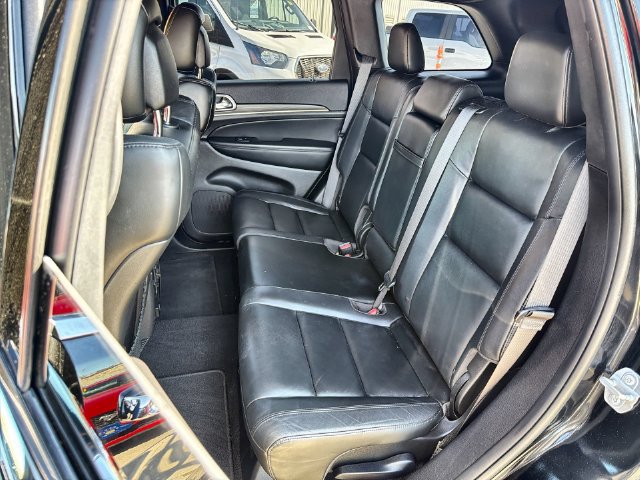 Used 2021 Jeep Grand Cherokee Limited AWD/4WD image 23