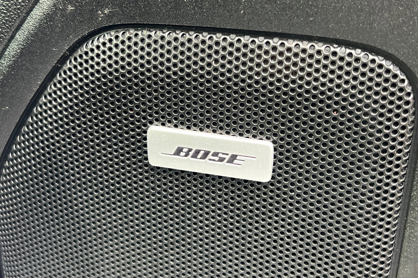 Used 2021 GMC Sierra 2500 SLT w/ SLT Preferred Package image 19