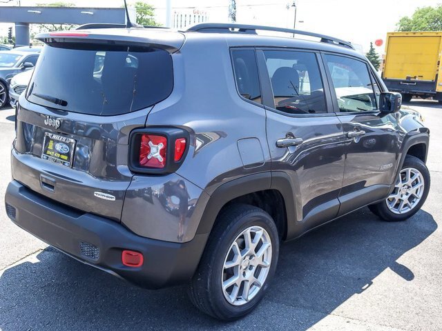 Used 2020 Jeep Renegade Latitude w/ Cold Weather Group AWD/4WD image 9