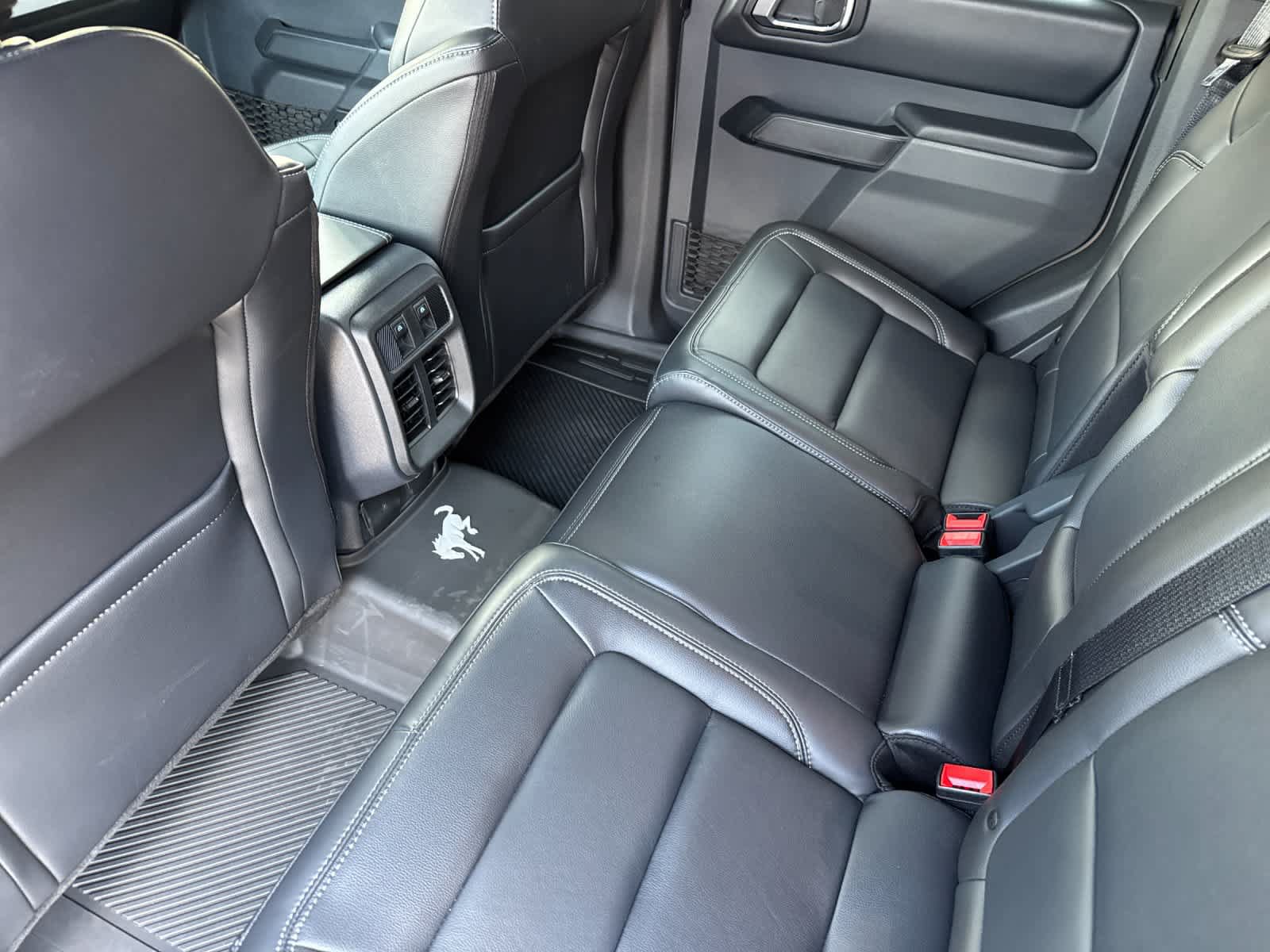Certified 2025 Ford Bronco Outer Banks AWD/4WD image 4