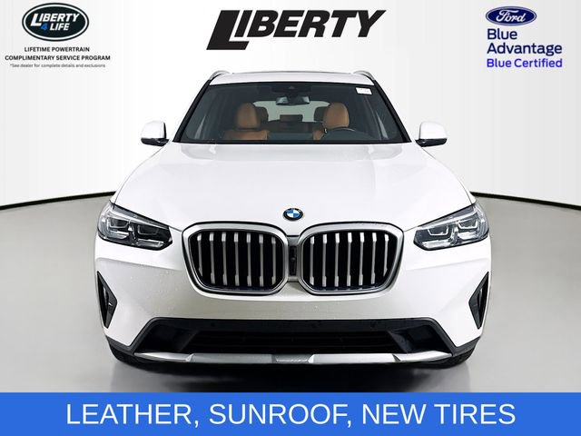 Used 2023 BMW X3 xDrive30i w/ Premium Package image 2