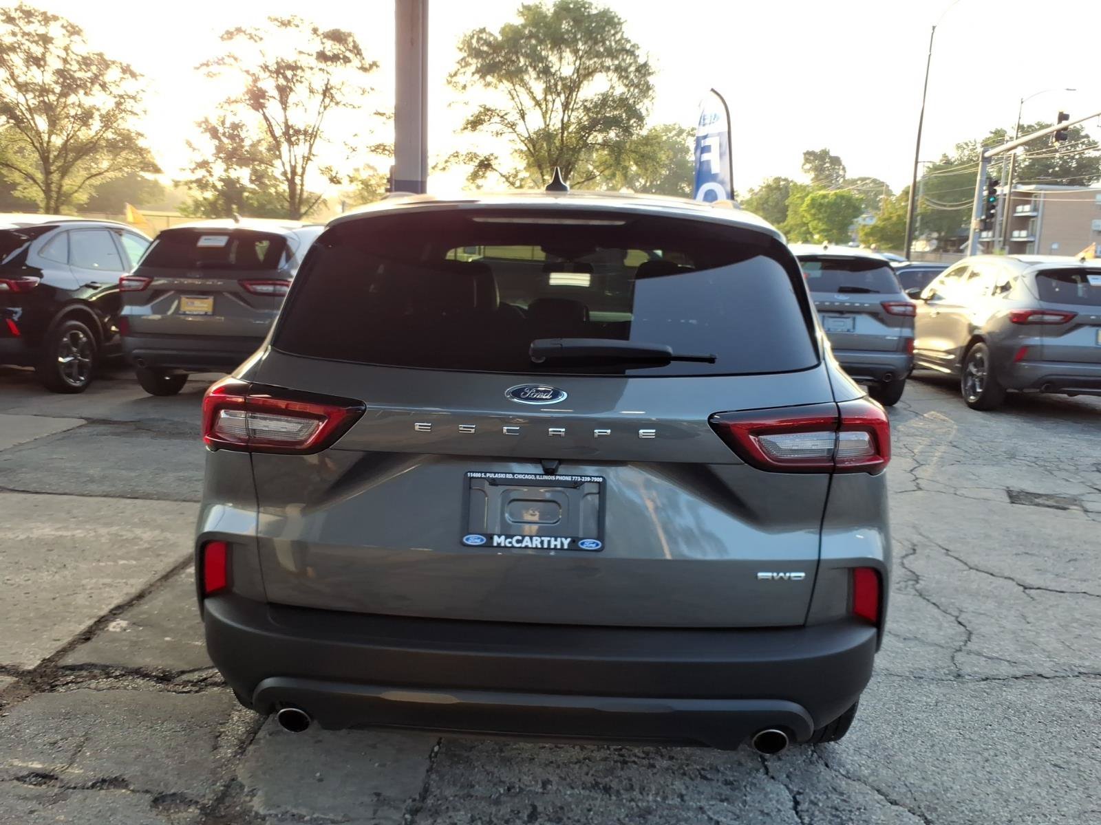 Certified 2025 Ford Escape ST-Line AWD/4WD image 4