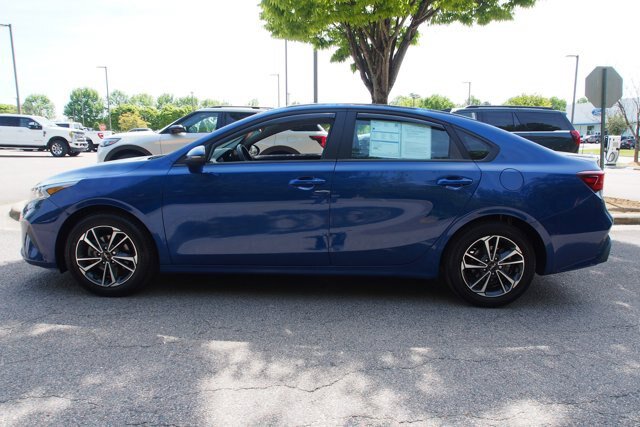 Used 2024 Kia Forte LXS w/ LXS Technology Package FWD image 4