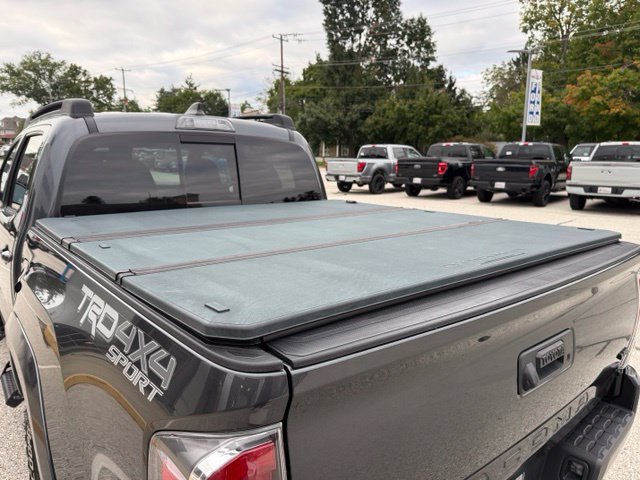 Used 2020 Toyota Tacoma 4x4 Double Cab image 12