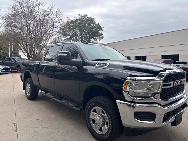 Used 2024 RAM 2500 Tradesman w/ Chrome Appearance Group AWD/4WD image 24