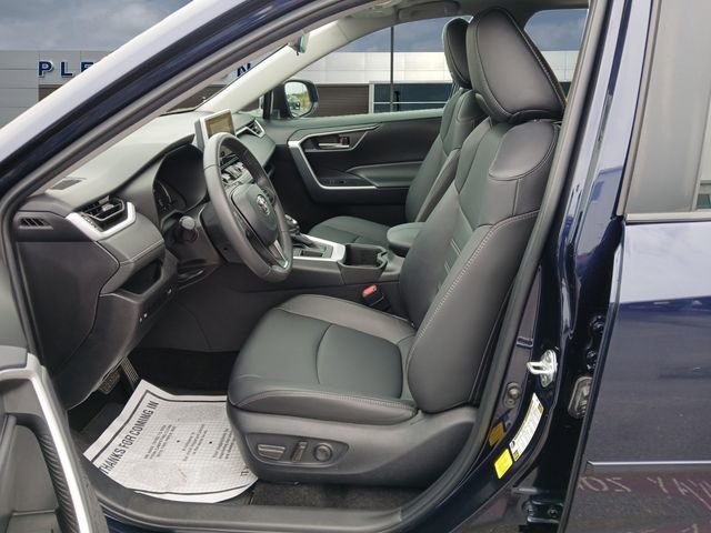 Used 2024 Toyota RAV4 XLE Premium FWD image 9