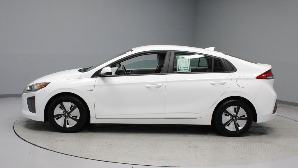 Used 2020 Hyundai Ioniq Blue image 2