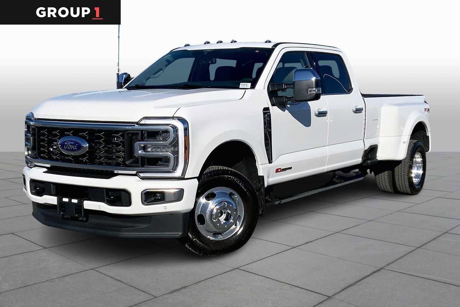 Certified 2025 Ford F350 Platinum w/ Platinum Plus Package image 5