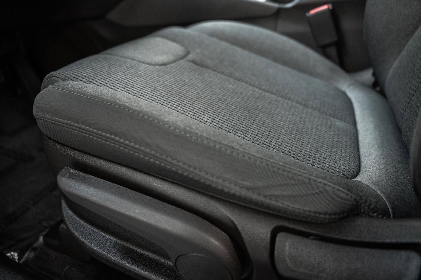 Used 2020 Hyundai Santa Fe SE image 37