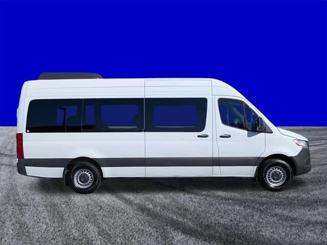 Used 2025 Mercedes-Benz Sprinter 2500 image 3