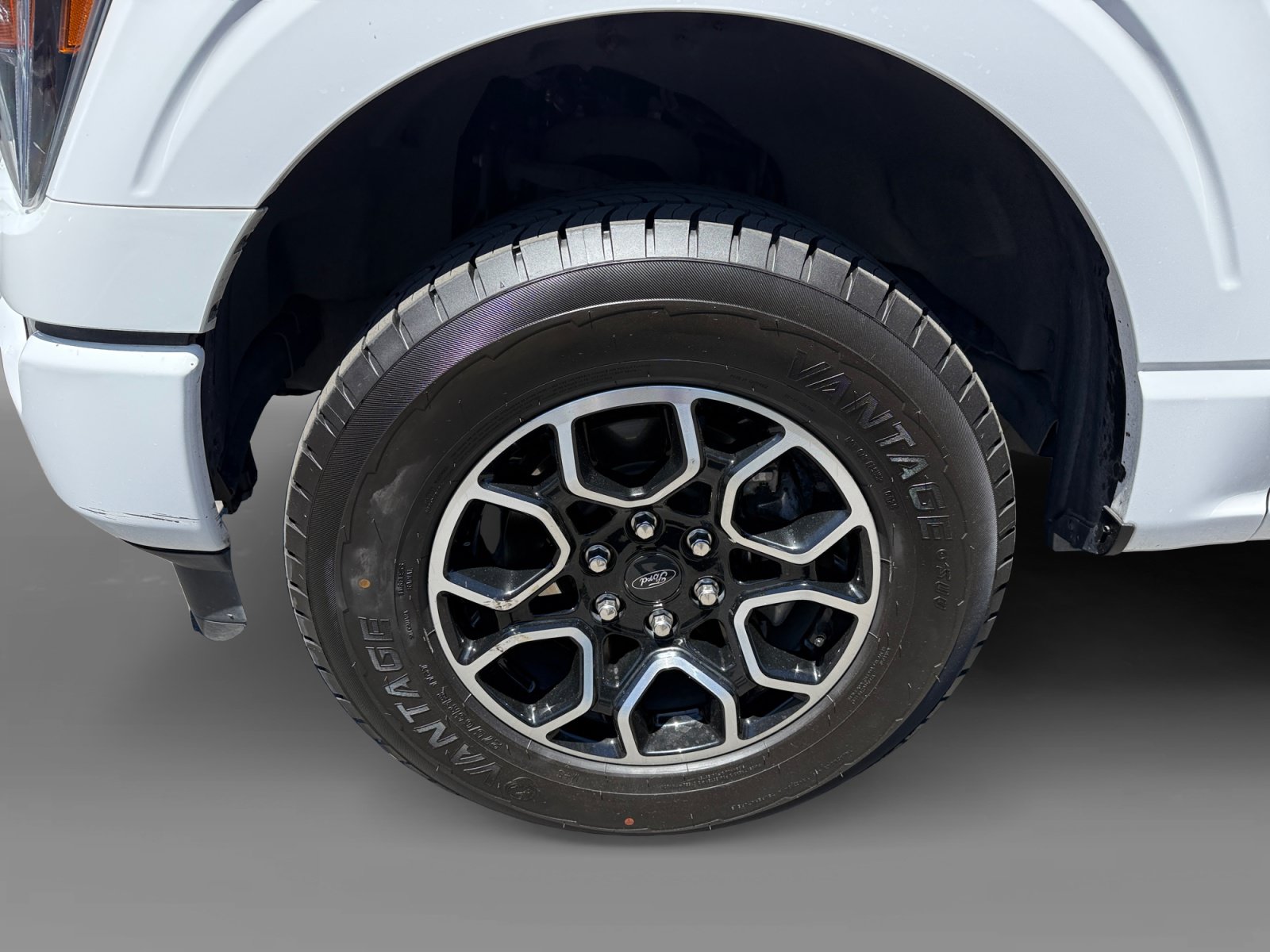 Certified 2023 Ford F150 XL w/ STX Appearance Package AWD/4WD image 9