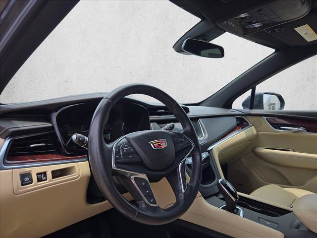 Used 2019 Cadillac XT5 Luxury FWD image 10