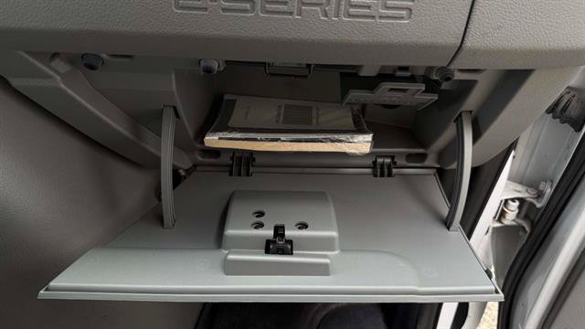 Certified 2022 Ford E-350 and Econoline 350 Super Duty w/ Power Windows & Locks Group RWD image 24