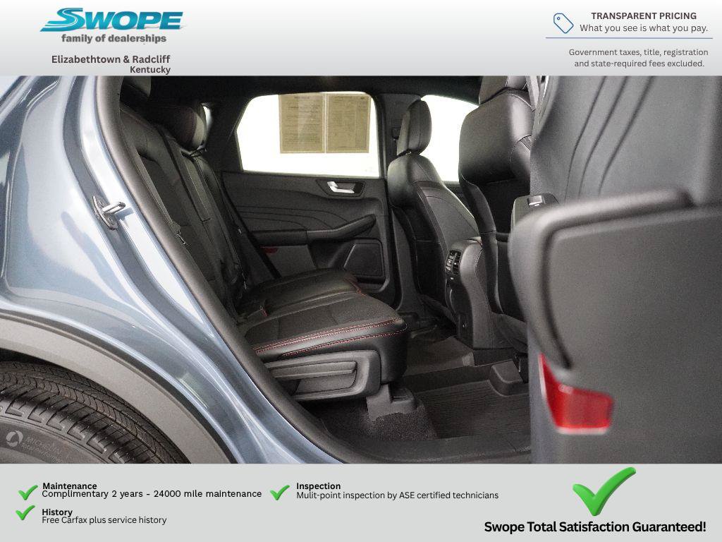Certified 2025 Ford Escape ST-Line w/ Tech Pack #1 AWD/4WD image 9