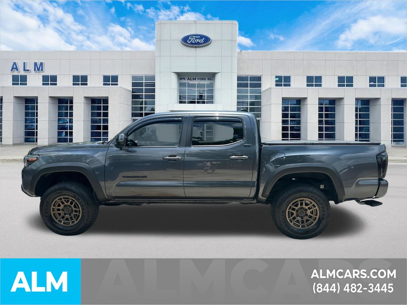 Used 2023 Toyota Tacoma 4x4 Double Cab w/ Trail Edition image 9