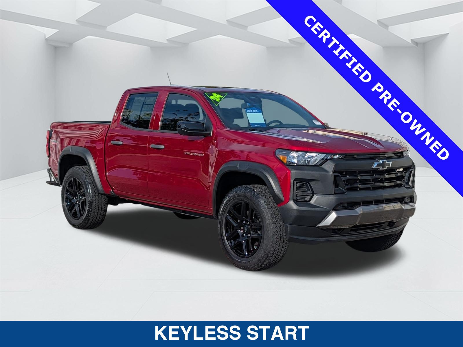 Used 2024 Chevrolet Colorado Trail Boss w/ Technology Package AWD/4WD image 3