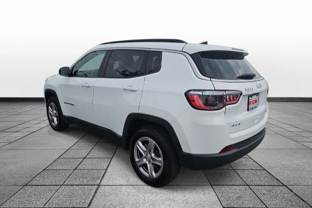 Used 2024 Jeep Compass Latitude AWD/4WD image 7