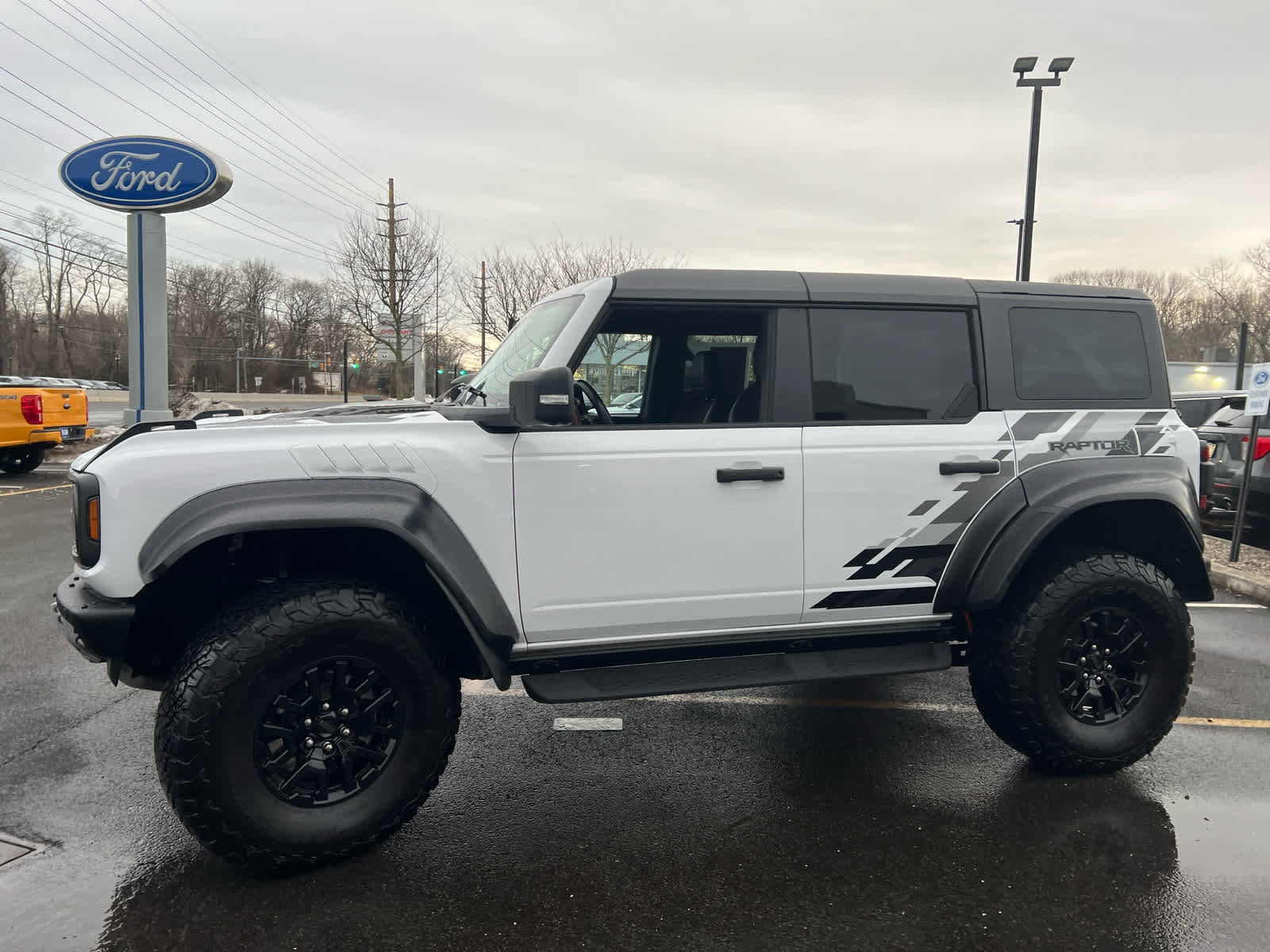 Certified 2023 Ford Bronco Raptor image 2