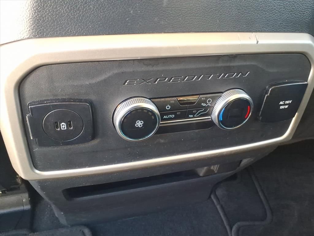 Certified 2024 Ford Expedition Max XLT image 15