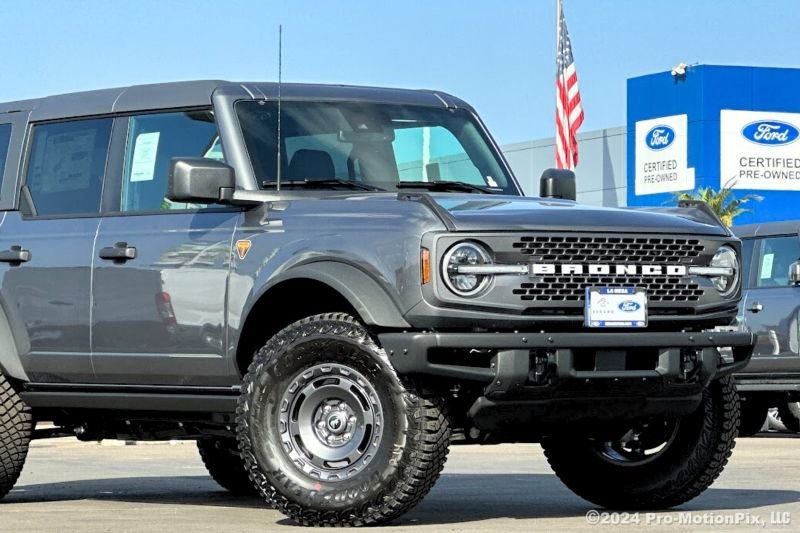 Certified 2023 Ford Bronco Sport Outer Banks AWD/4WD image 34