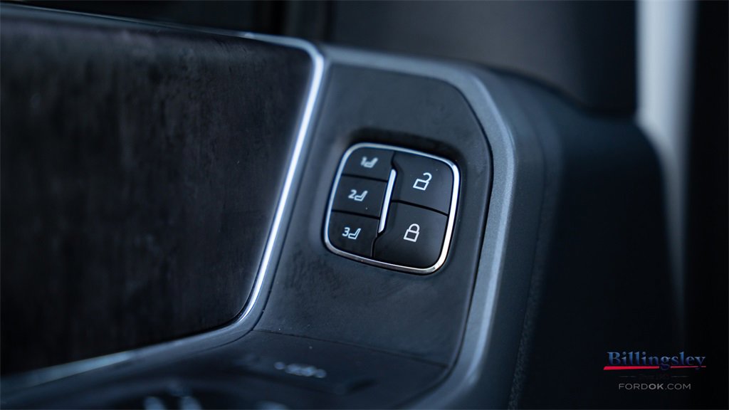 Certified 2023 Ford F250 Lariat w/ Lariat Ultimate Package image 21